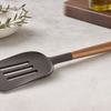 Beveled Edge Turner: Delicate Food Flip Guide